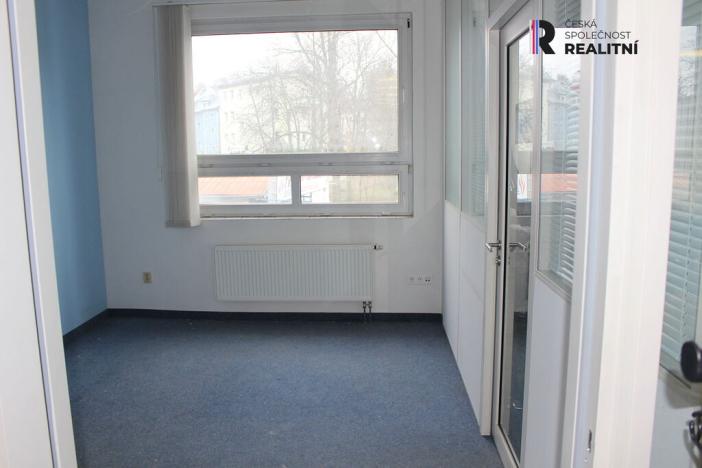 Pronájem kanceláře, Karlovy Vary - Rybáře, Sokolovská, 270 m2