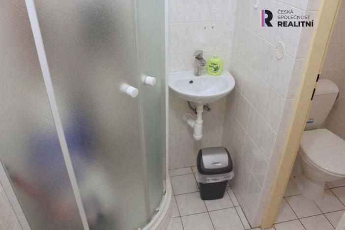 Pronájem kanceláře, Karlovy Vary - Rybáře, Sokolovská, 270 m2