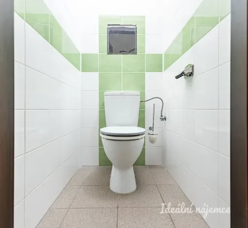 Pronájem bytu 2+kk, Nupaky, U Valu, 50 m2
