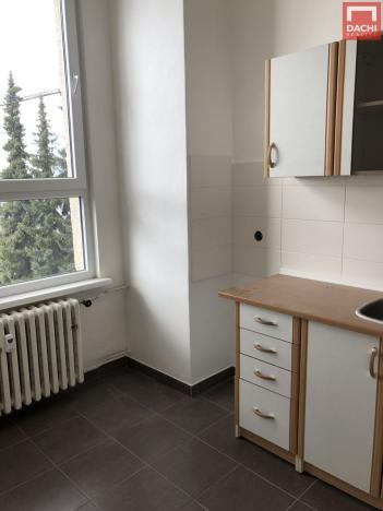 Pronájem kanceláře, Olomouc - Chválkovice, 318 m2