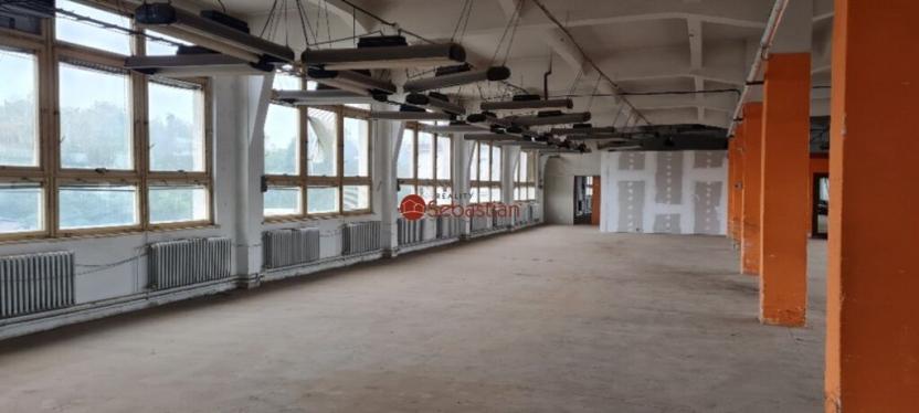 Pronájem skladu, Pelhřimov, Křemešnická, 1000 m2