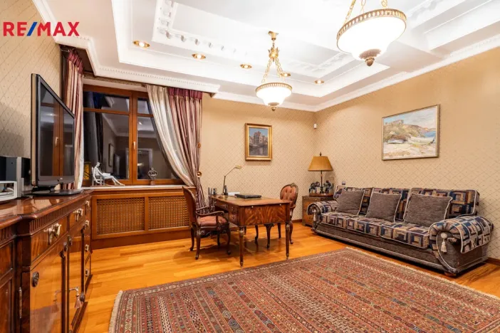 Prodej bytu 5+1, Karlovy Vary, U Imperiálu, 253 m2