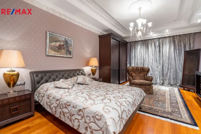 Prodej bytu 5+1, Karlovy Vary, U Imperiálu, 253 m2