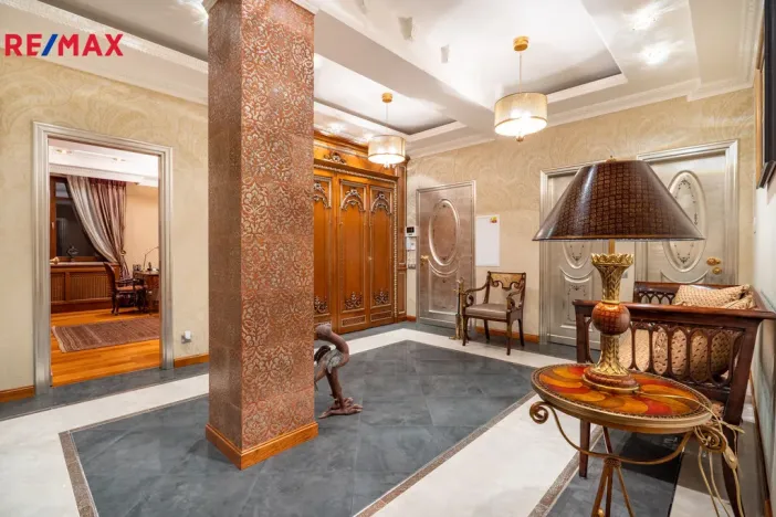 Prodej bytu 5+1, Karlovy Vary, U Imperiálu, 253 m2