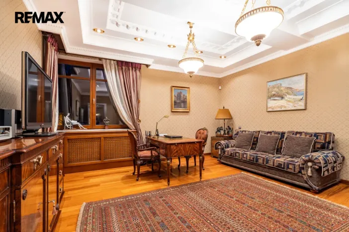 Prodej bytu 5+1, Karlovy Vary, U Imperiálu, 253 m2