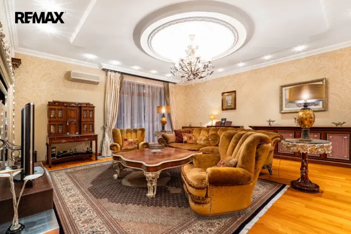 Prodej bytu 5+1, Karlovy Vary, U Imperiálu, 253 m2