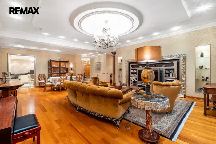 Prodej bytu 5+1, Karlovy Vary, U Imperiálu, 253 m2