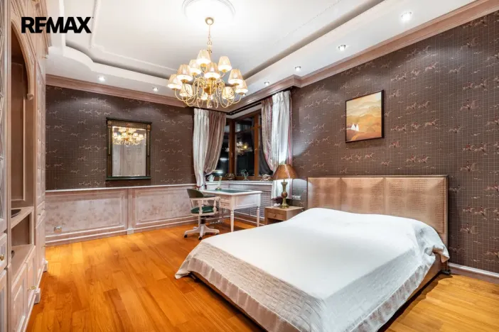 Prodej bytu 5+1, Karlovy Vary, U Imperiálu, 253 m2