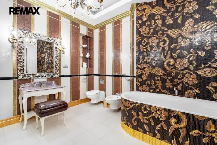 Prodej bytu 5+1, Karlovy Vary, U Imperiálu, 253 m2