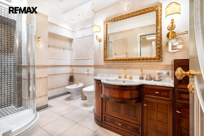 Prodej bytu 5+1, Karlovy Vary, U Imperiálu, 253 m2