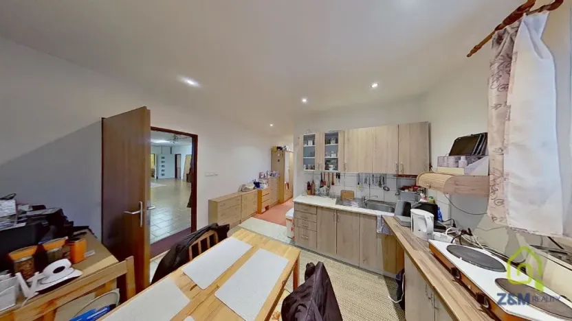 Prodej kanceláře, Karlovy Vary, Okružní, 556 m2