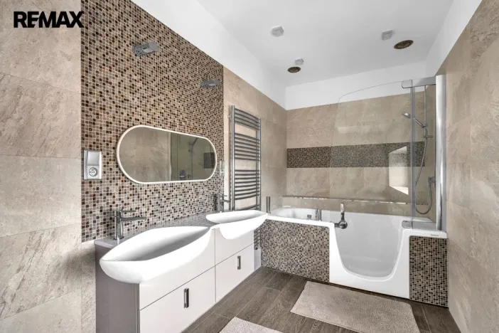 Prodej rodinného domu, Trutnov - Horní Předměstí, Dělnická, 355 m2