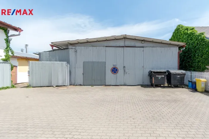 Pronájem obchodního prostoru, Hradec Králové - Kukleny, Pražská třída, 196 m2