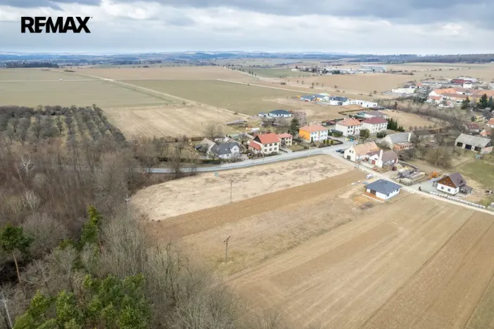 Prodej pozemku pro bydlení, Jinošov, 3987 m2