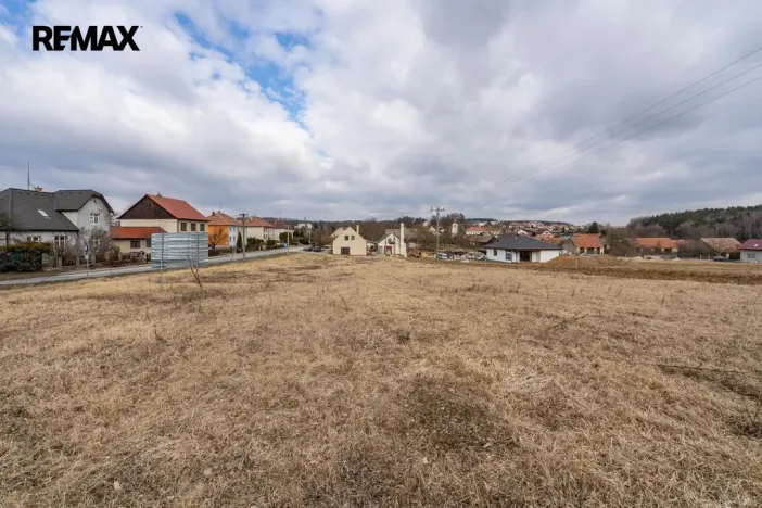 Prodej pozemku pro bydlení, Jinošov, 3987 m2
