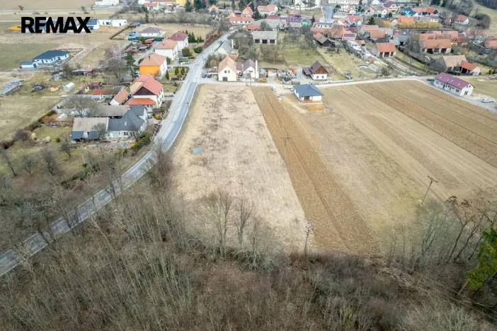Prodej pozemku pro bydlení, Jinošov, 3987 m2