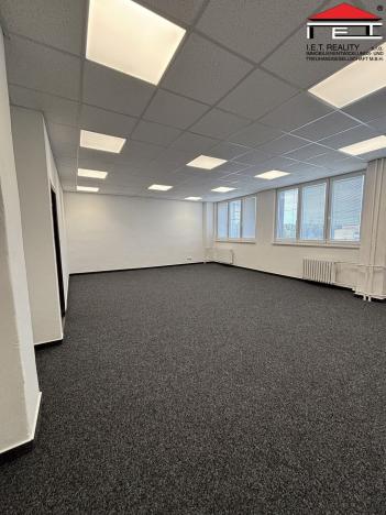Pronájem kanceláře, Ostrava - Kunčice, Frýdecká, 600 m2