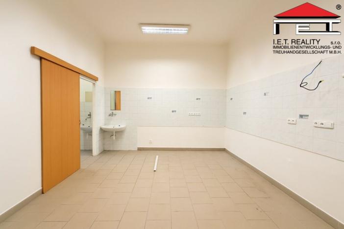 Pronájem ordinace, Brno, Kounicova, 46 m2