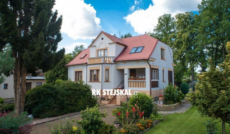 Prodej rodinného domu, Lišov, třída 5. května, 313 m2