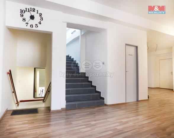 Pronájem obchodního prostoru, Plzeň - Východní Předměstí, Pražská, 150 m2