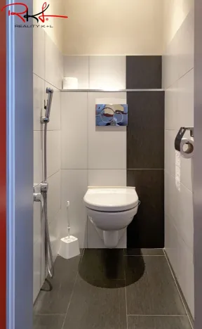 Pronájem kanceláře, Martiněves, 32 m2