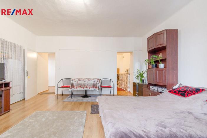 Prodej činžovního domu, Dašice, náměstí T. G. Masaryka, 450 m2