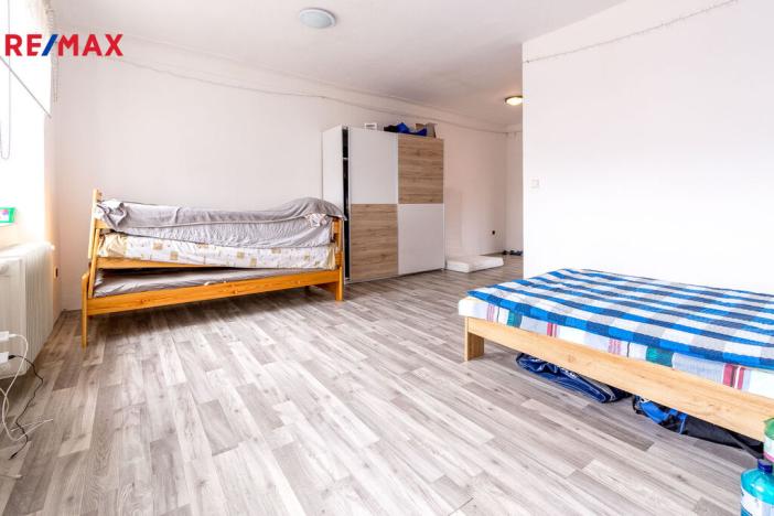 Prodej činžovního domu, Dašice, náměstí T. G. Masaryka, 450 m2