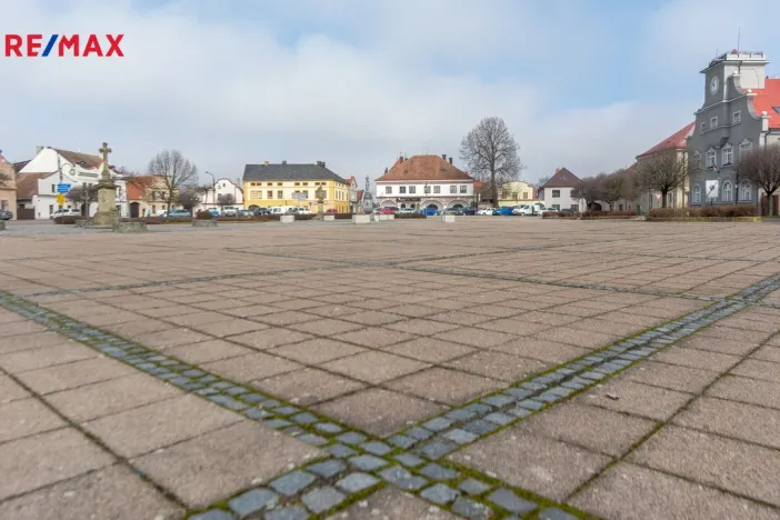 Prodej činžovního domu, Dašice, náměstí T. G. Masaryka, 450 m2