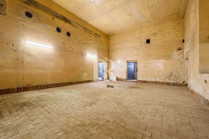 Prodej komerční nemovitosti, Nový Bor, B. Egermanna, 1777 m2