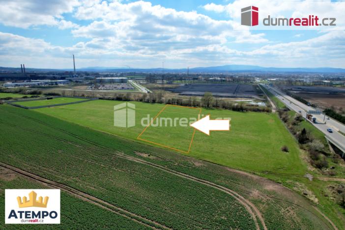 Prodej pozemku pro komerční výstavbu, Úsilné, 6439 m2