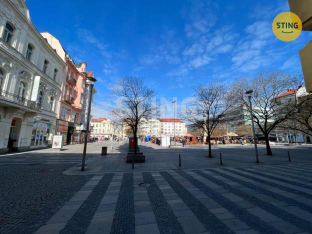 Pronájem obchodního prostoru, Ostrava, Masarykovo náměstí, 240 m2