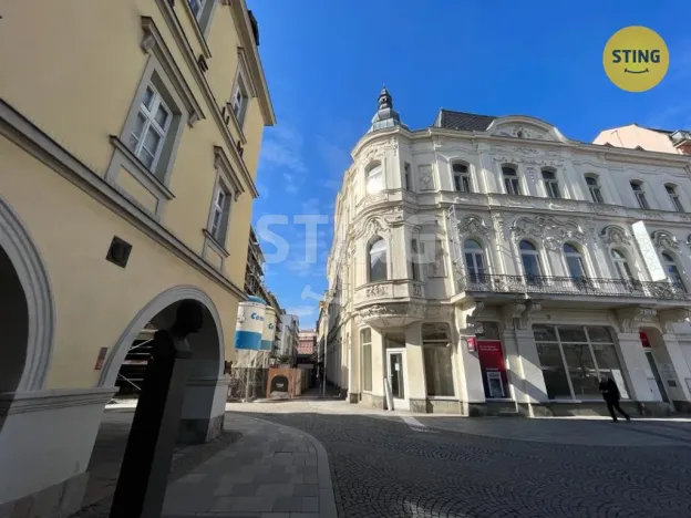Pronájem obchodního prostoru, Ostrava, Masarykovo náměstí, 240 m2