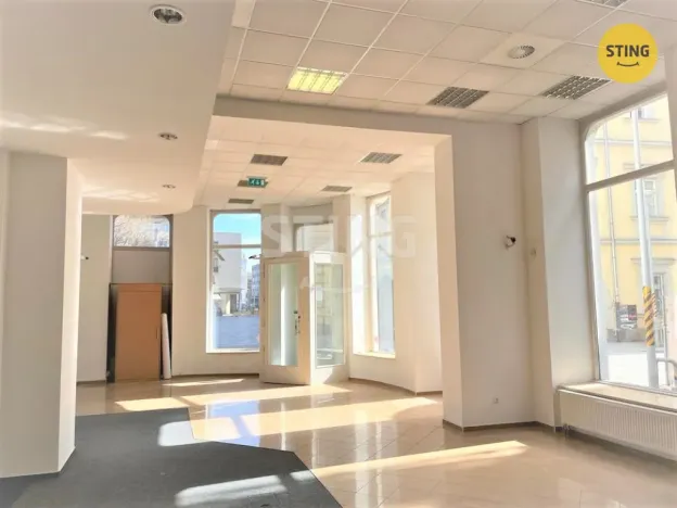 Pronájem obchodního prostoru, Ostrava, Masarykovo náměstí, 240 m2