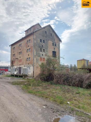 Prodej skladu, Uničov, 2771 m2