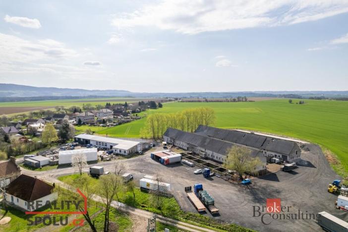 Prodej zemědělského objektu, Kněžice, 1850 m2