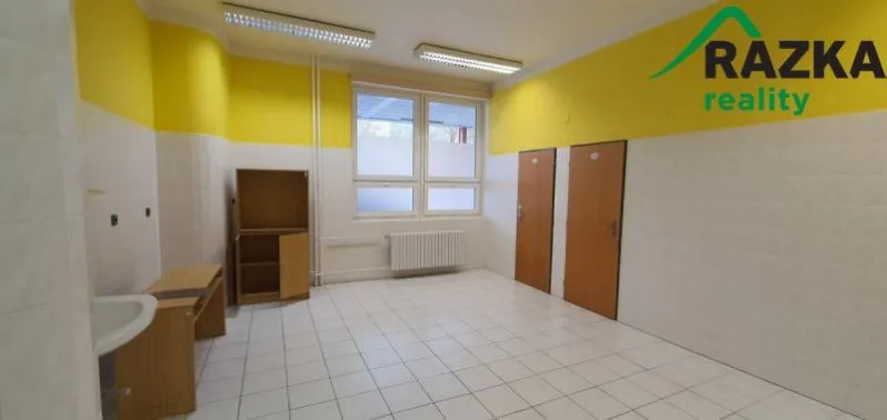 Pronájem kanceláře, Planá, Bezdružická, 54 m2