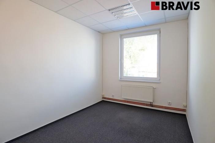 Pronájem kanceláře, Brno, Šmahova, 174 m2