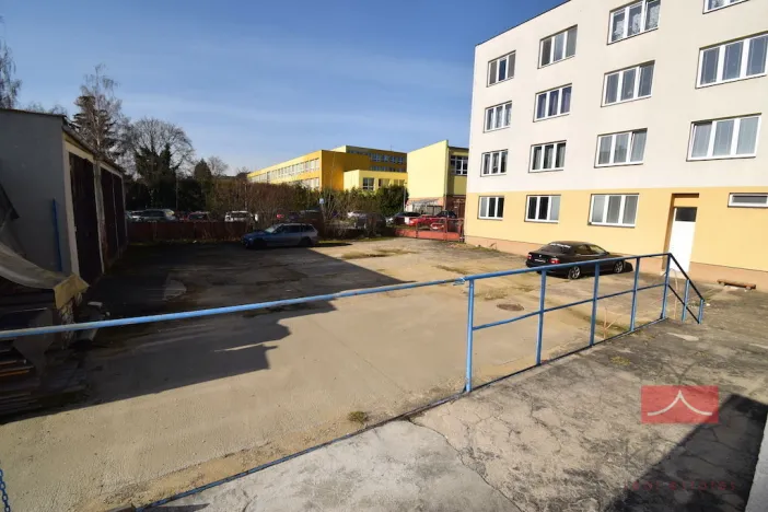 Pronájem výrobních prostor, Pelhřimov, Pražská, 665 m2