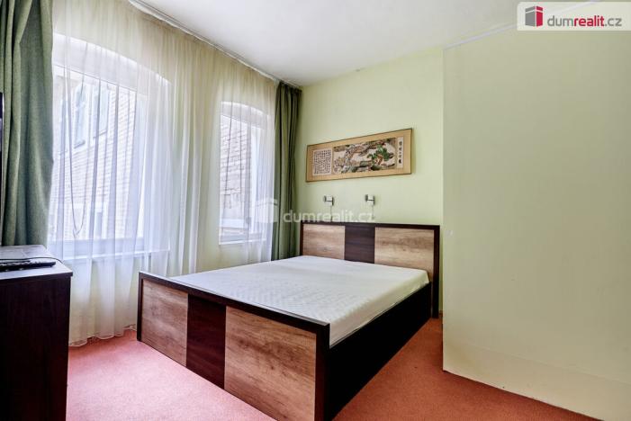 Prodej rodinného domu, Jáchymov, třída Dukelských hrdinů, 280 m2