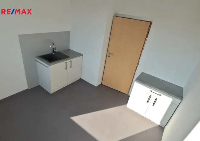 Pronájem kanceláře, Zlín, Paseky, 67 m2