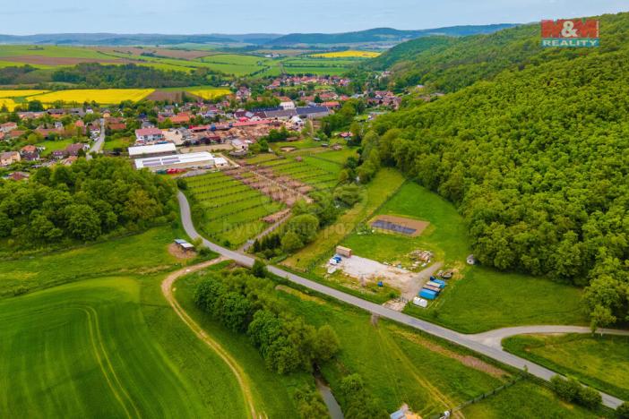 Prodej pozemku pro komerční výstavbu, Libomyšl, 8445 m2
