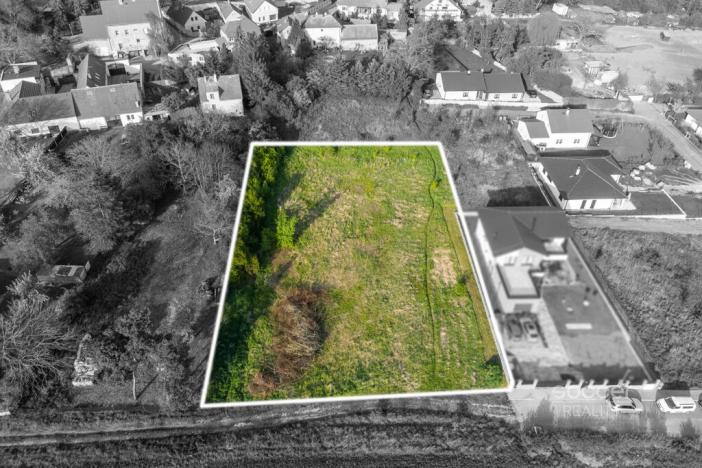 Prodej pozemku pro bydlení, Dobříč, 2813 m2