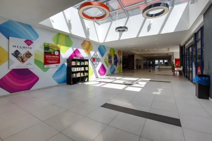 Pronájem obchodního prostoru, Praha - Stodůlky, Prusíkova, 100 m2