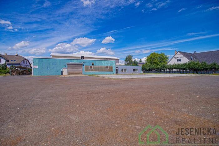 Prodej výrobních prostor, Javorník, Nádražní, 3580 m2
