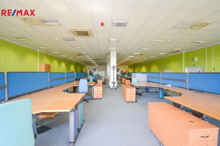 Pronájem kanceláře, Pardubice - Zelené Předměstí, Masarykovo náměstí, 321 m2