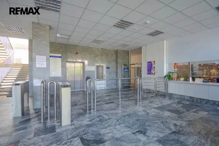 Pronájem kanceláře, Pardubice - Zelené Předměstí, Masarykovo náměstí, 321 m2