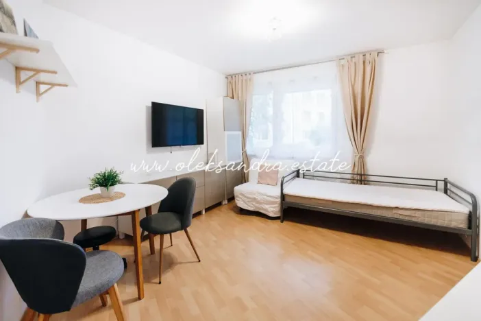 Pronájem bytu 2+kk, Praha - Troja, Mazurská, 38 m2