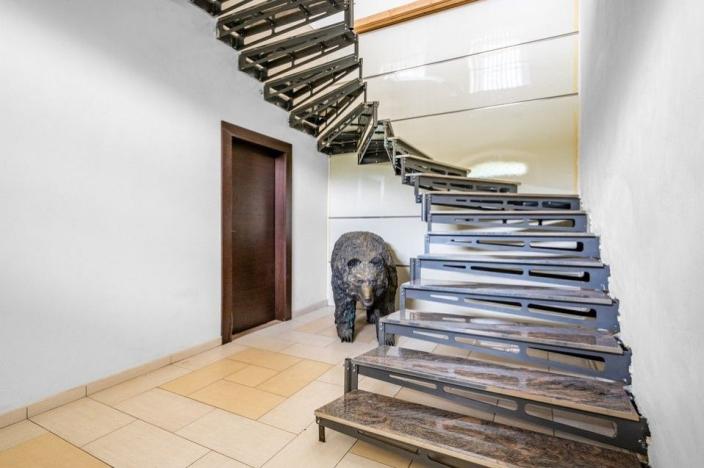 Prodej komerční nemovitosti, Klášterec nad Ohří, Chomutovská, 1350 m2