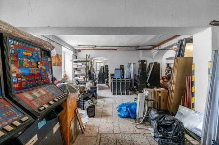 Prodej komerční nemovitosti, Klášterec nad Ohří, Chomutovská, 1350 m2