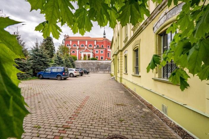 Prodej komerční nemovitosti, Klášterec nad Ohří, Chomutovská, 1350 m2